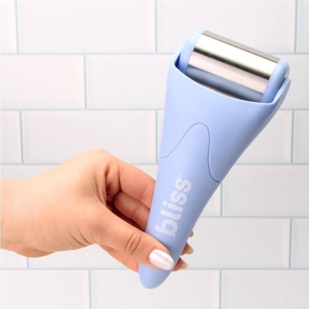 NIB BLISS Stainless Steel Ice Roller - Face and Eye Puffiness Massager Tool